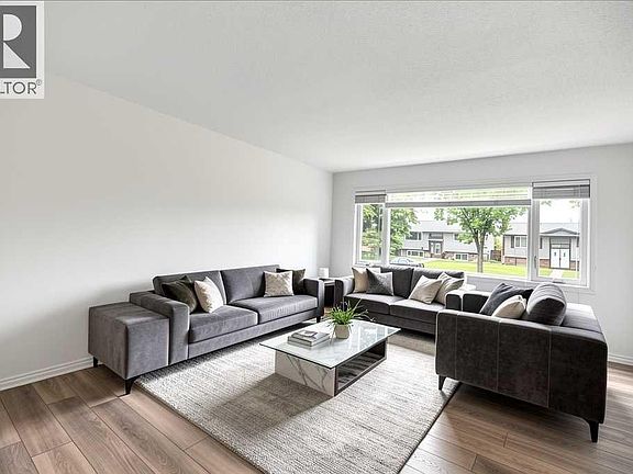 3rd image of 5608 S Rundlehorn Dr NE