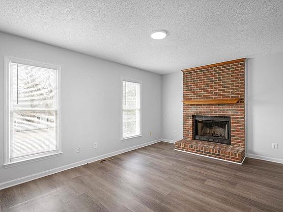 4th image of 5321 Baywood Forest Dr
