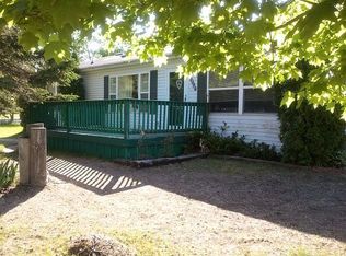 510 W Lincoln St, Charlevoix, MI 49720