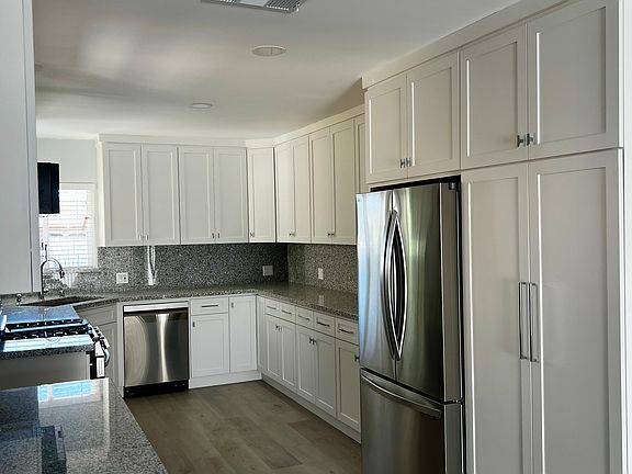 5th image of 2531 W 225th Pl #A