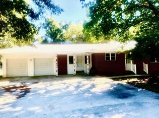 609 Bernard Dr, Warner Robins, GA 31093