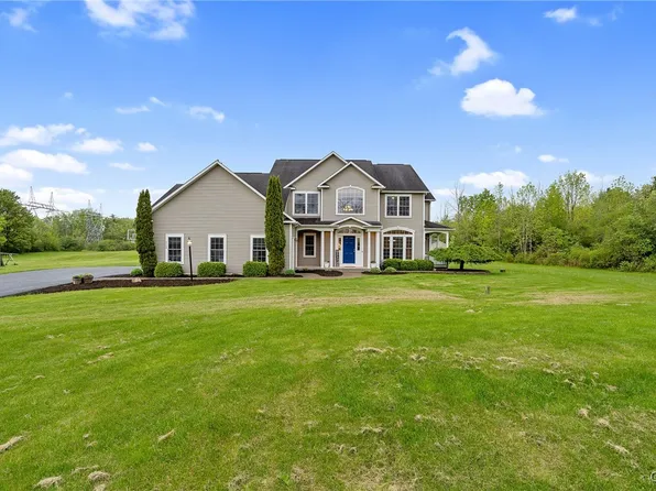 4768 Verplank Rd, Clay, NY 13041