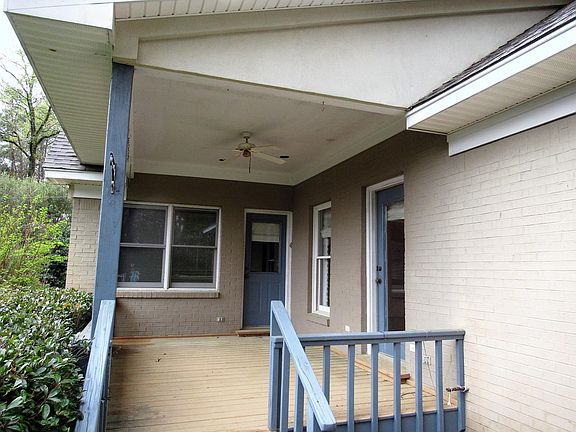2nd image of 198 Glenwood Dr