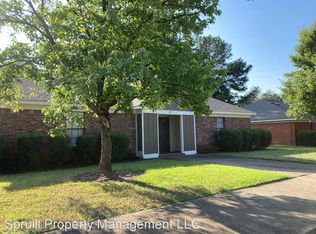 102 Helen Cir #B, Starkville, MS 39759