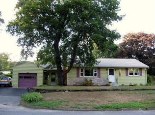 33 Alamo Ct, Northampton, MA 01062