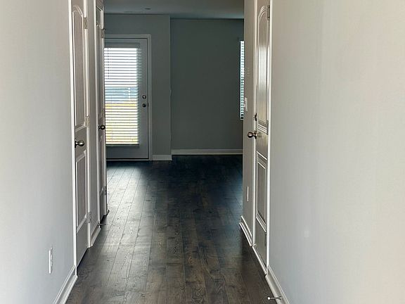 2nd image of 934 Liverpool Way #1