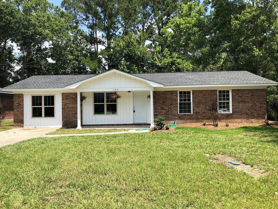1st image of 104 Hope Dr