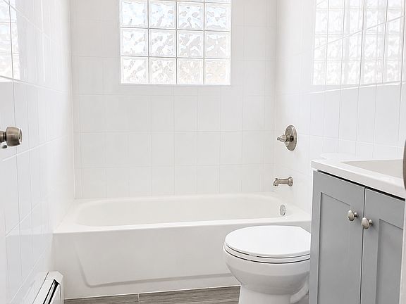 5th image of 214 Morris St Floor 2