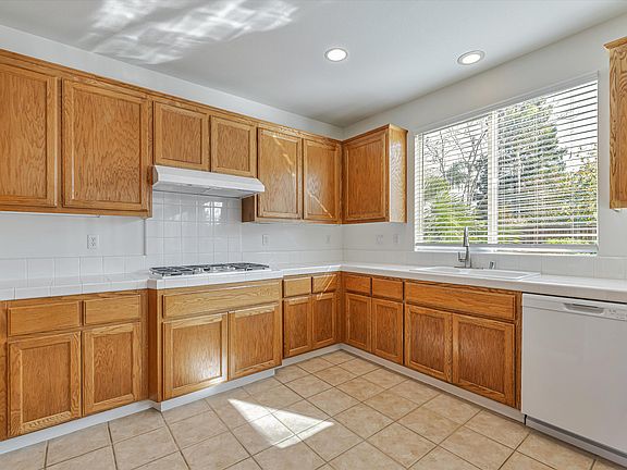 5th image of 2608 Goldpine Ct