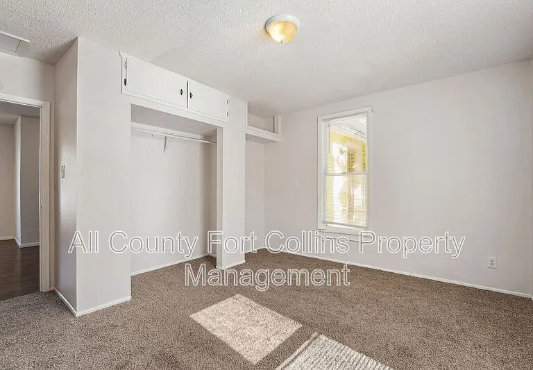 403 E 3rd St #403 — Photo 12