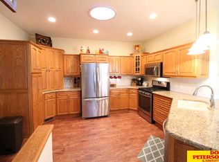 715 White Feather Ct, Arlington, NE 68002