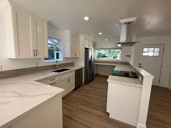 5th image of 3488 South Ct