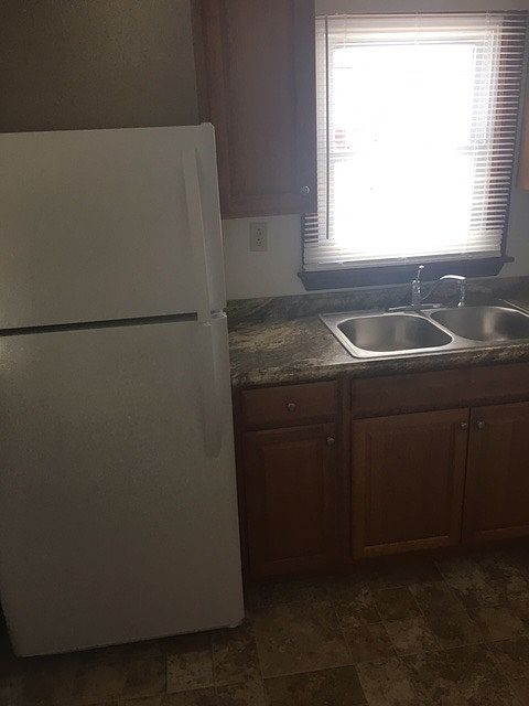 Kitchen - inside toward back wall