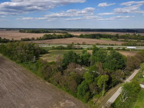 10396 W County Road 300 S #S, Rensselaer, IN 47978