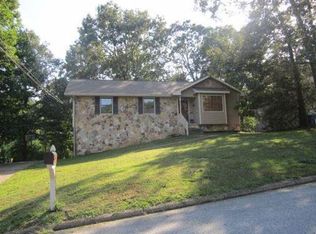 6007 Parsons Pond Dr, Ooltewah, TN 37363