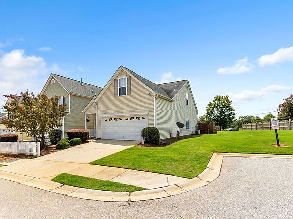 3rd image of 425 Bass Harbor Ct