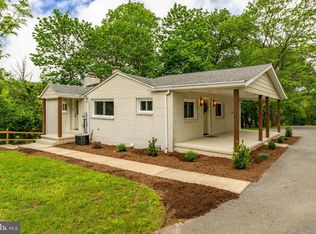 884 Grange Rd, Leesport, PA 19533