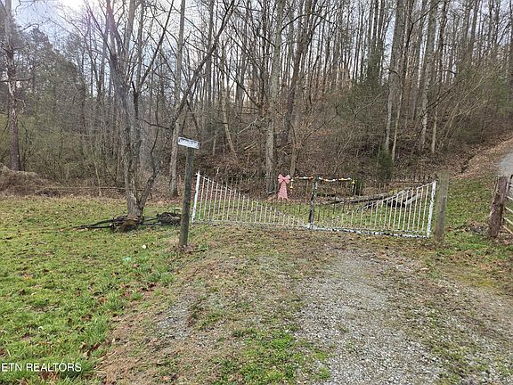 2nd image of 165 Happy Hollow Rd