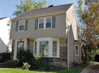 1131 Pennfield Rd, Cleveland Heights, OH 44121