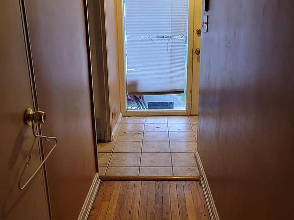 2nd image of 3913 Triton Ct