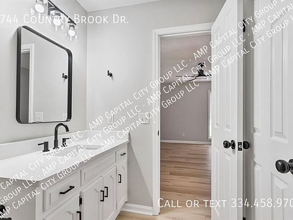 4th image of 2744 Country Brook Dr