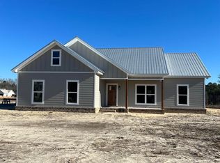 1458 Paris Ave, Swainsboro, GA 30401