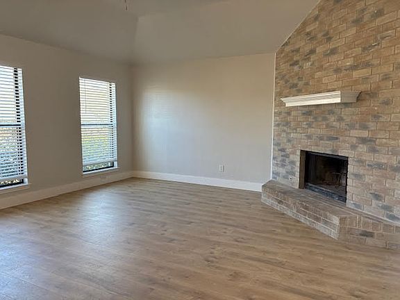 3rd image of 1507 Lantana Dr