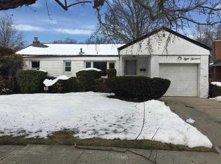 813 Dean Dr, Baldwin, NY 11510