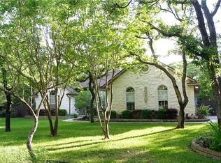 110 Spanish Oak Trl, Elgin, TX 78621