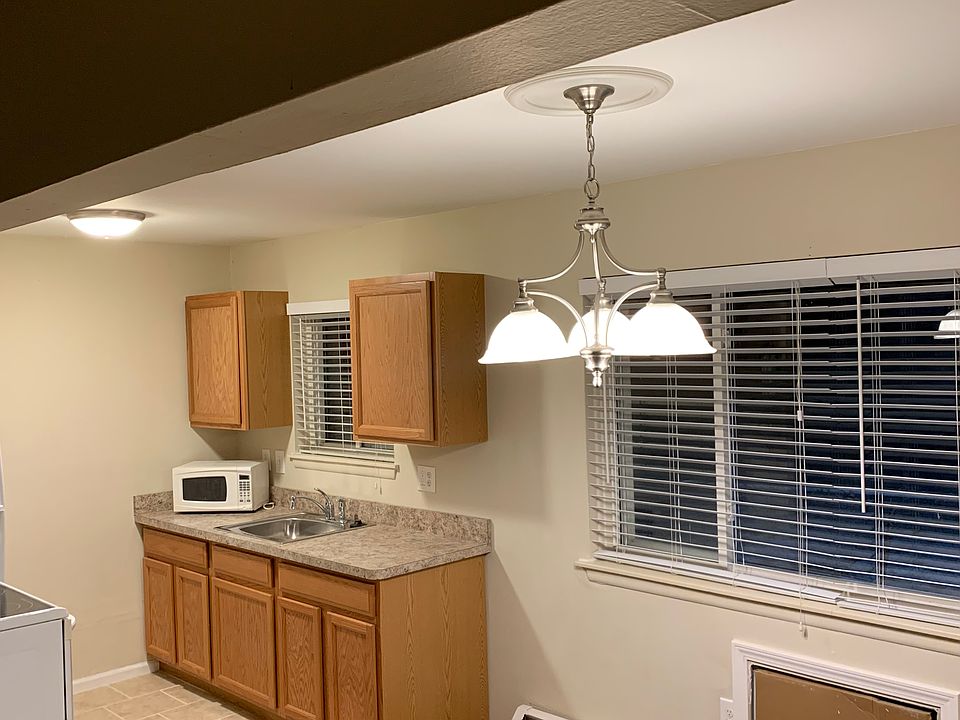 1st image of 3940 Toepfer Rd #10