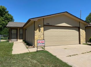 726 N Pin Oak Ct #726, Derby, KS 67037