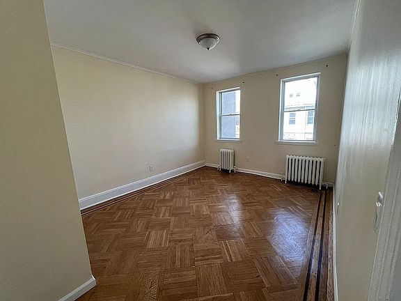 4th image of 69-07 Woodside Ave #2