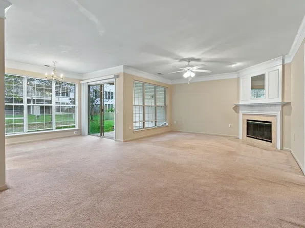 8202 Winstead Pl APT 102, Manassas, VA 20109