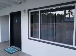 877 E Cottonwood Rd APT 1, Palm Springs, CA 92262