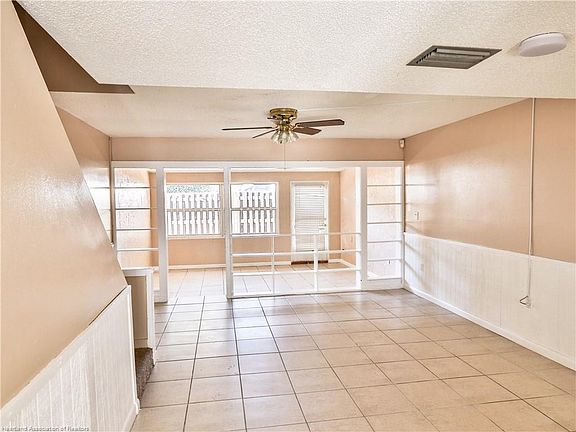2nd image of 2008 Lakeview Dr