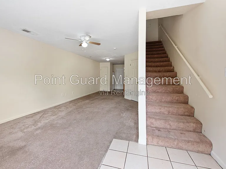 321 W South Ave — Photo 28