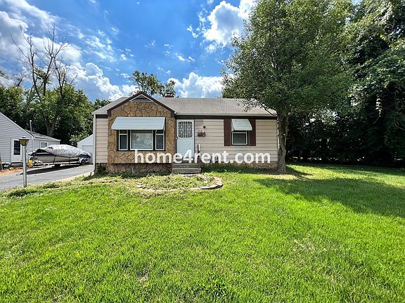 3rd image of 7601 Sni A Bar Ter