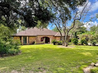 3046 Marilyn Ct, Orange, TX 77630