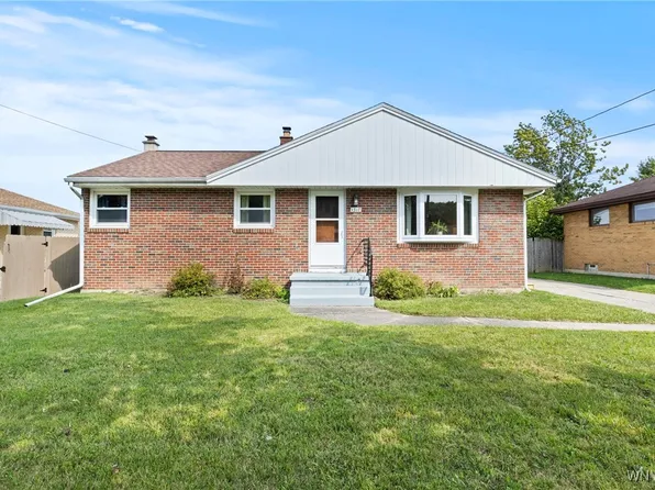 1317 Master St, North Tonawanda, NY 14120