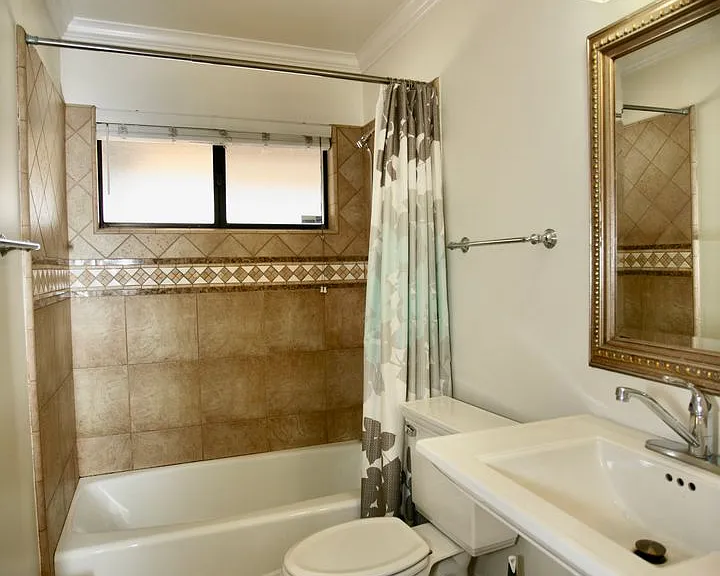 8334 Lake Ashwood Ave — Photo 11