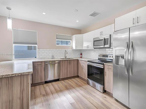5th image of 8275 NW 4th Ave