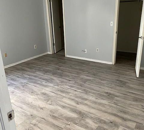 4th image of 1217 Clearwater Dr