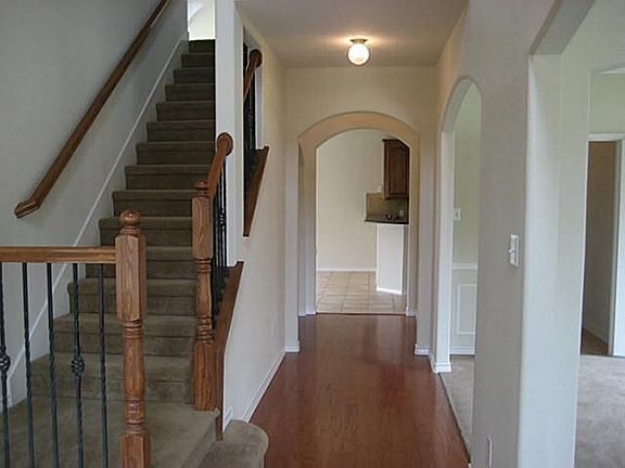 2nd image of 11246 Bakersfield Dr