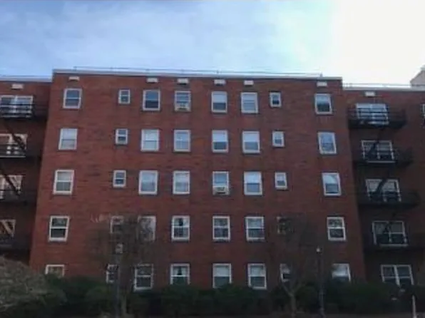 2330 Linwood Ave #2G-302G, Fort Lee, NJ 07024