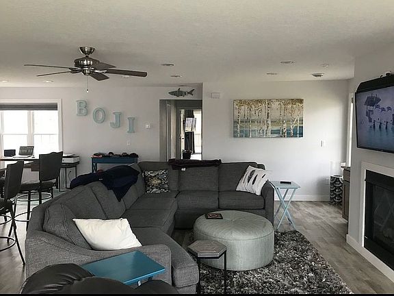3rd image of 16607 255th Ave
