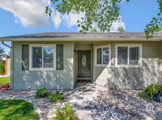 2402 E Tiger Lily Dr, Boise, ID 83716