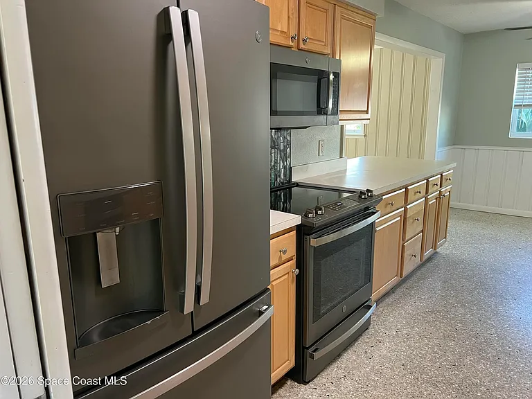 250 Debra Ct — Photo 5