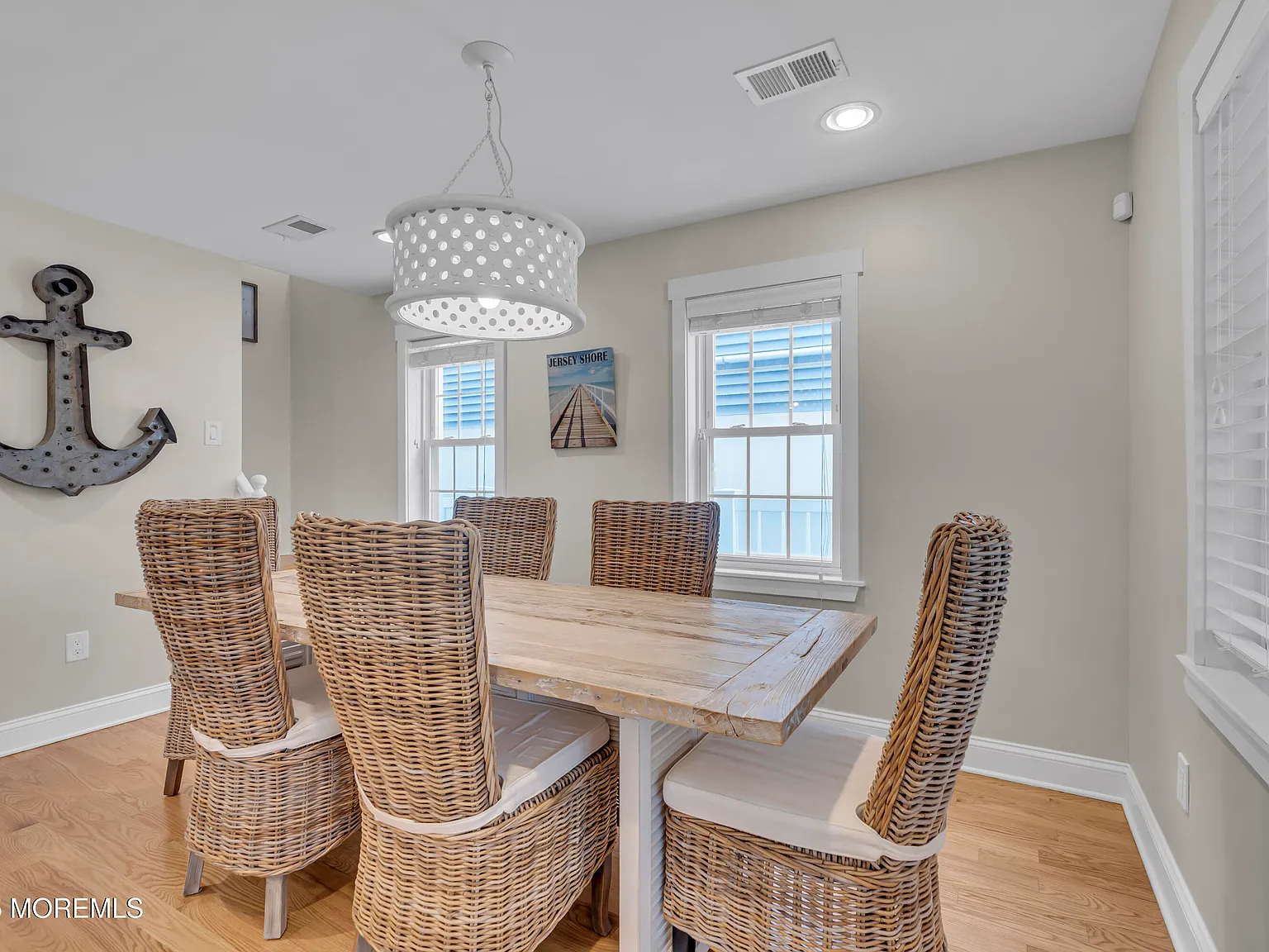 4 bed, 1944 sqft, $2,500 — Photo 4