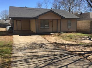 408 Helen St, Conway, AR 72034