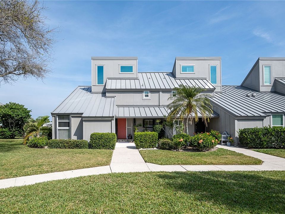 1st image of 601 Spyglass Ln #601